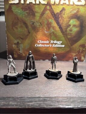 VTG 1997 Star Wars Trivial Pursuit 4 Piece Set Replacement Game Figures Pewter